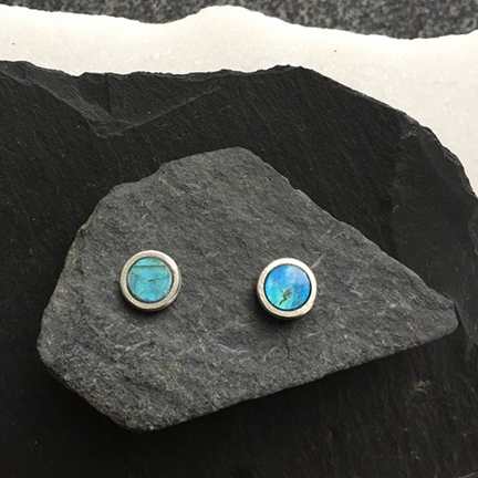 Labradorite stud earrings