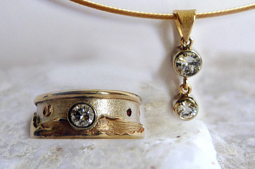 Photo - Custom ring & pendant set - Two tone ring, Sterling Silver, 14K Yellow Gold, Canadian Diamonds